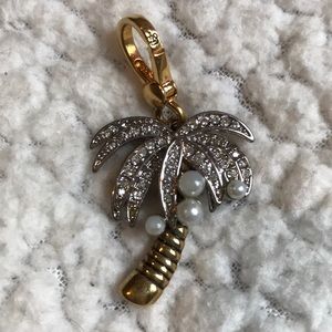 Juicy Couture Palm Free Charm